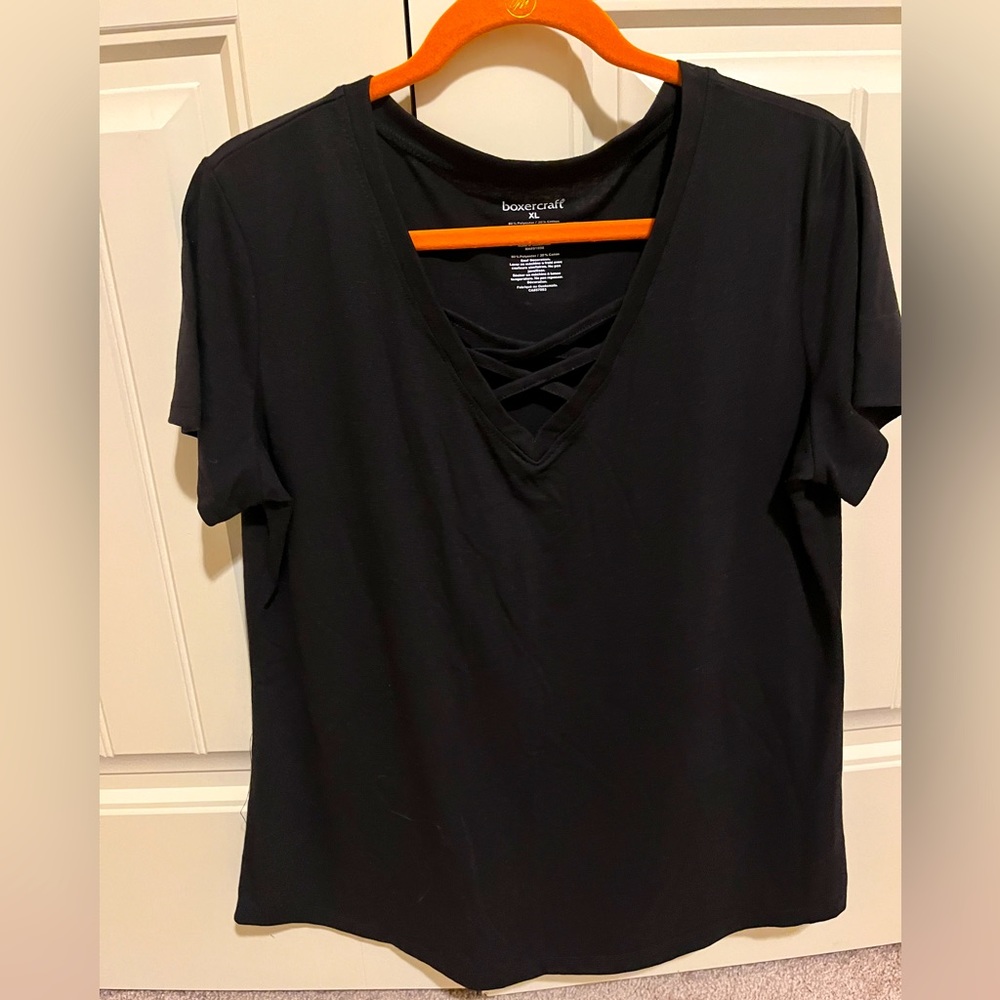 Women’s T-shirt Size XL
